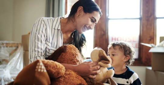 Mother with her young son moving to a new state after help from Sasser, Cestero & Roy